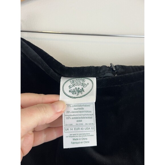 Vintage Laura Ashley Long Black Velvet Maxi Skirt - Picture 2 of 7